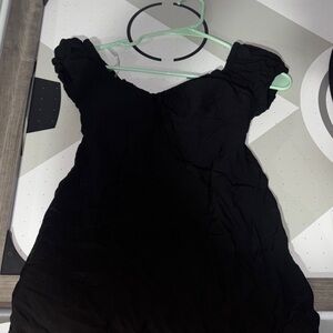 Chic Black Off-Shoulder Mini Dress
